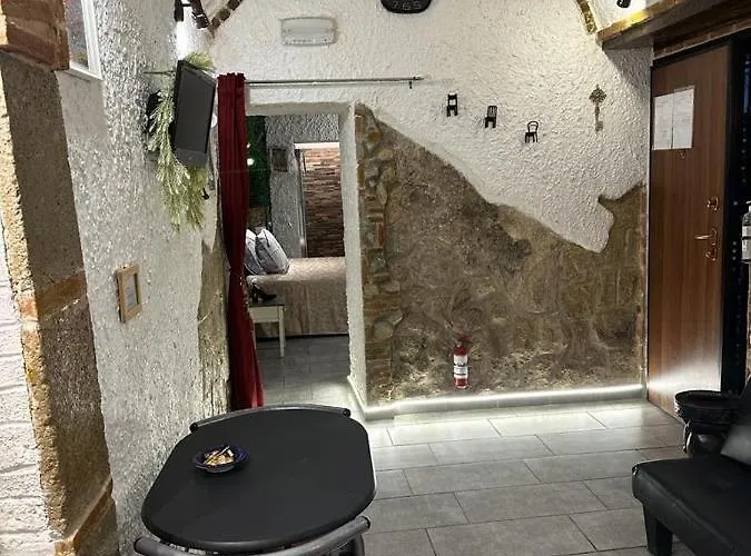 La Grotta Feriehus *