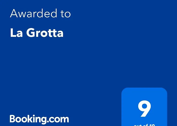 La Grotta Feriehus *