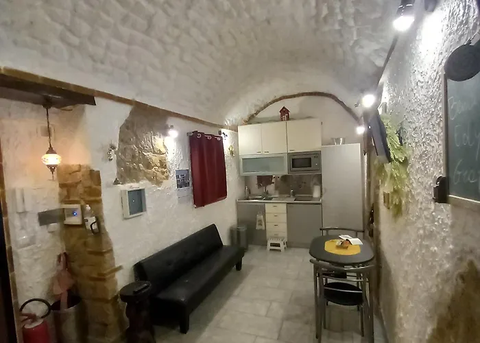 La Grotta Feriehus *