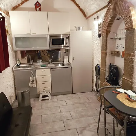 La Grotta *