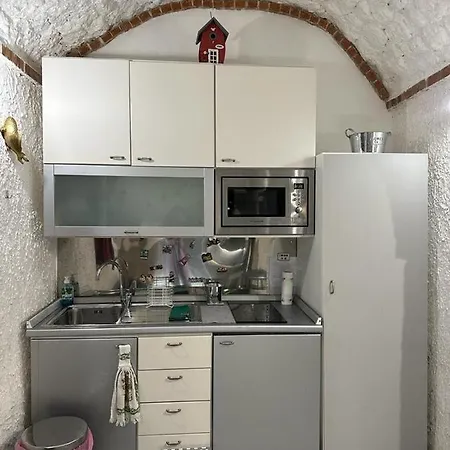 La Grotta *